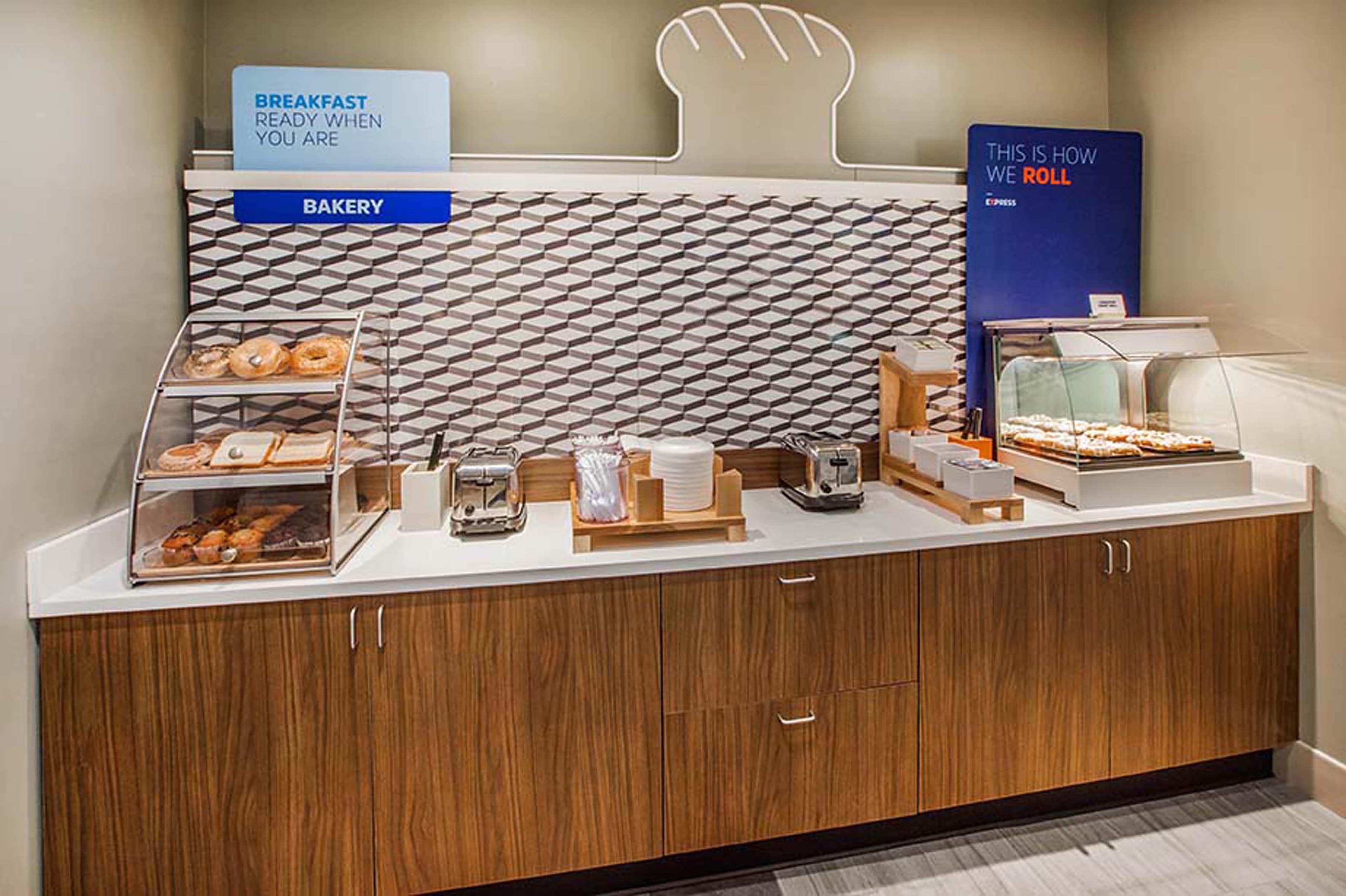 Holiday Inn Express San Diego - Rancho Bernardo, An Ihg Hotel Екстериор снимка