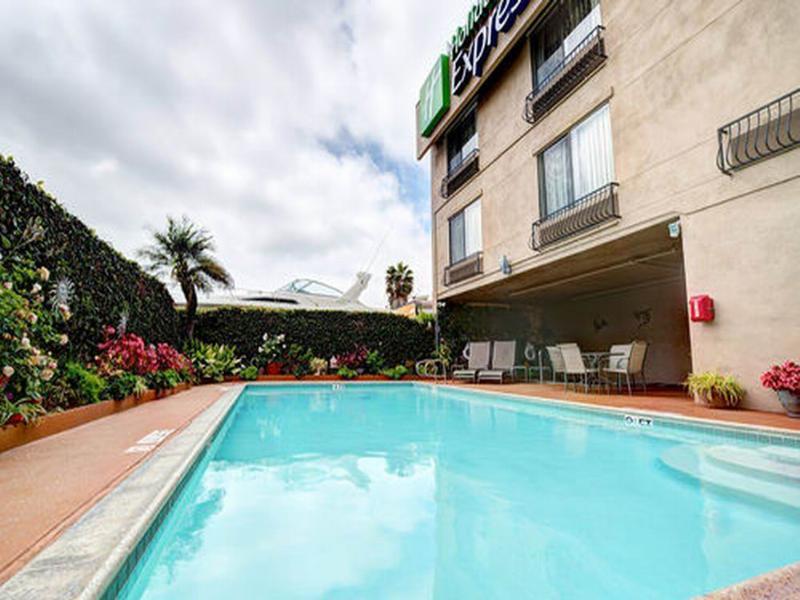 Holiday Inn Express San Diego - Rancho Bernardo, An Ihg Hotel Екстериор снимка