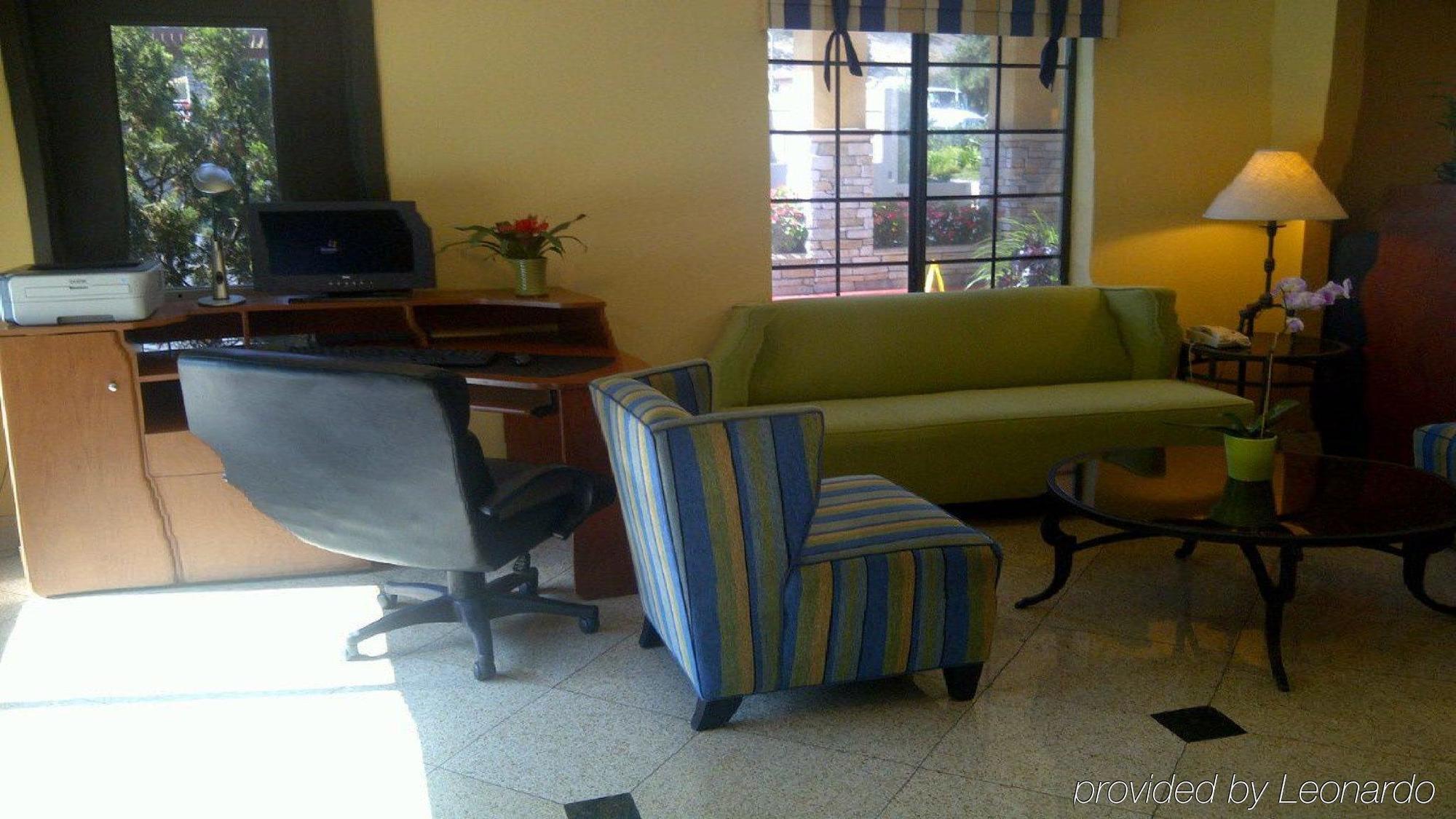 Holiday Inn Express San Diego - Rancho Bernardo, An Ihg Hotel Екстериор снимка