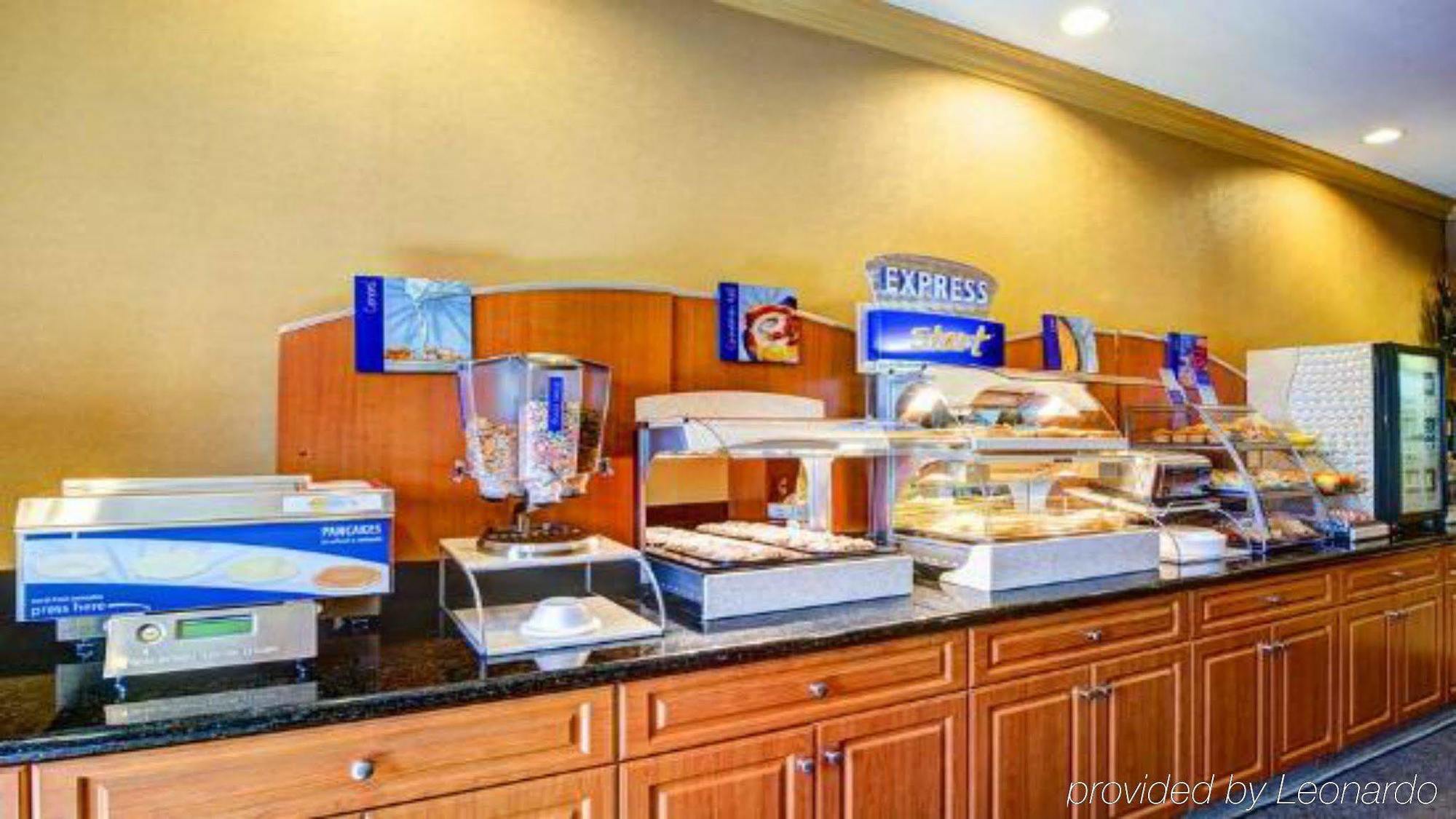 Holiday Inn Express San Diego - Rancho Bernardo, An Ihg Hotel Екстериор снимка